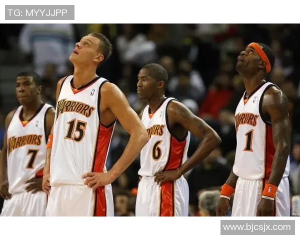 勇士与奇才激烈对抗精彩瞬间回顾视频合集 勇士与奇才激烈对抗精彩瞬间回顾视频合集