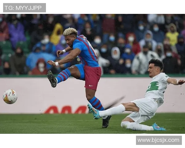 巴塞罗那与比利亚雷亚尔精彩对决集锦回顾与分析