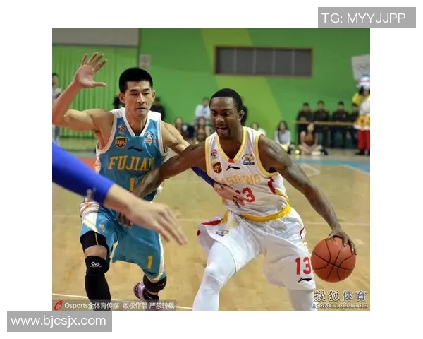 江苏同曦全力迎战广东黄埔力争在主场取得关键胜利 江苏同曦全力迎战广东黄埔力争在主场取得关键胜利