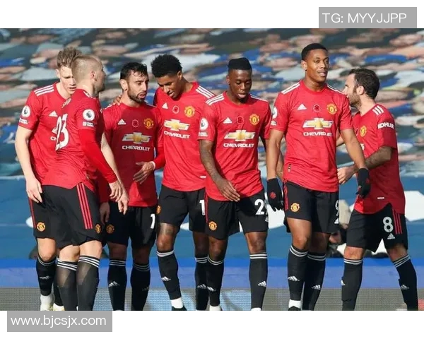 利物浦与拜仁激战正酣现场直播全程回顾与精彩瞬间分析