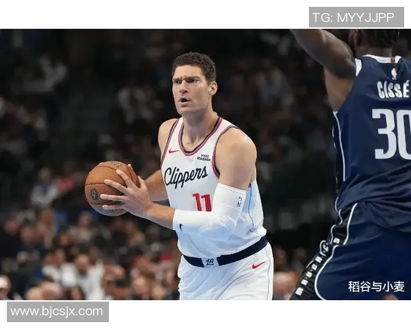 布鲁克洛佩斯：从篮球新星到NBA顶尖中锋的辉煌之路